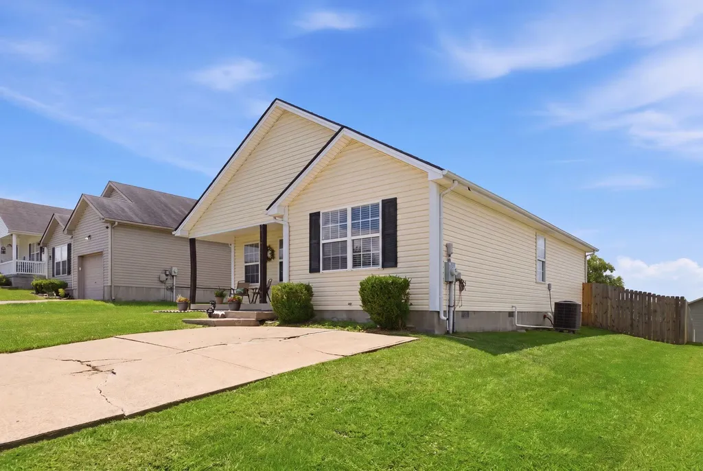 232 Harrods Trace Harrodsburg KY 40330