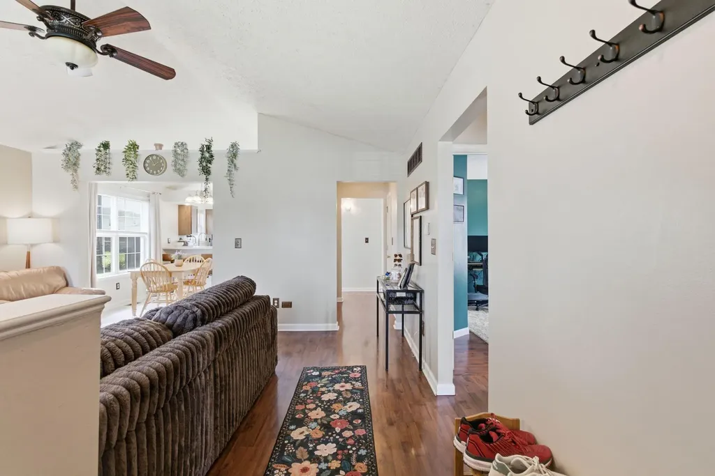 232 Harrods Trace Harrodsburg KY 40330