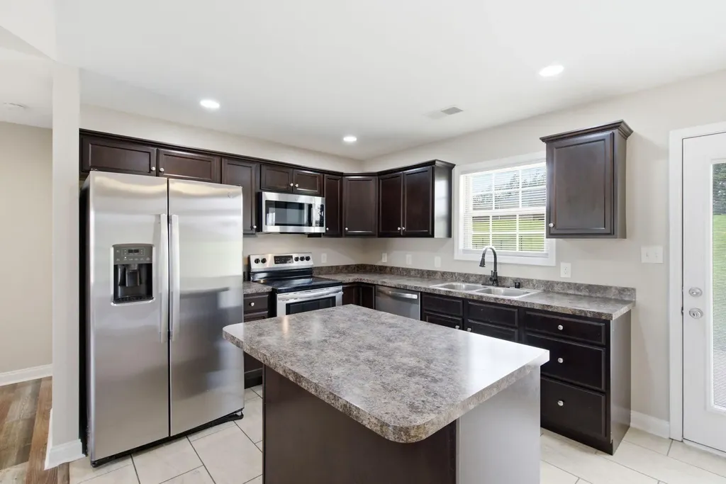 479 Southern Cross Drive Richmond KY 40475