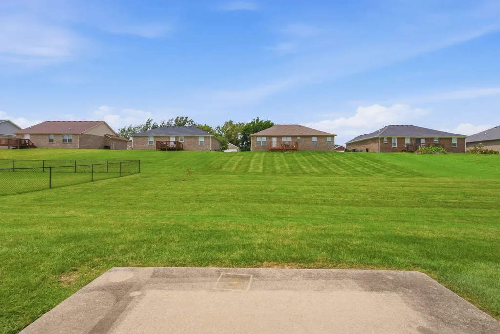 479 Southern Cross Drive Richmond KY 40475