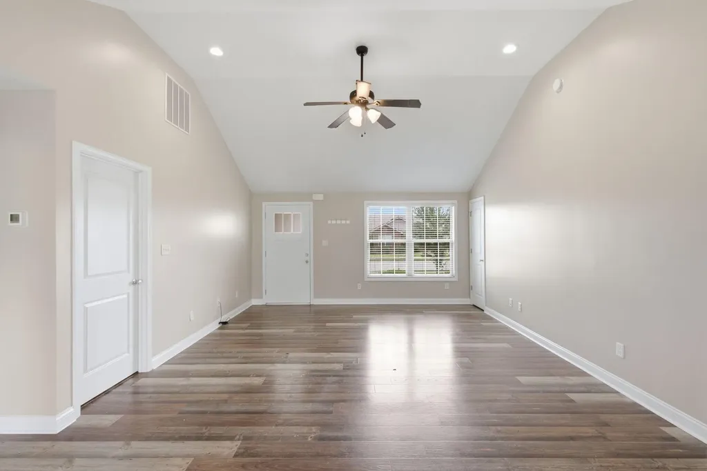 479 Southern Cross Drive Richmond KY 40475
