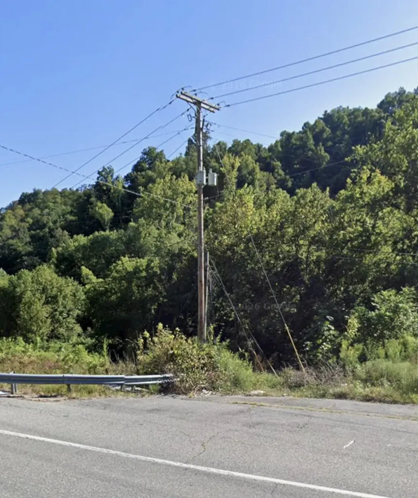 0000 Kentucky 40 Paintsville KY 41240