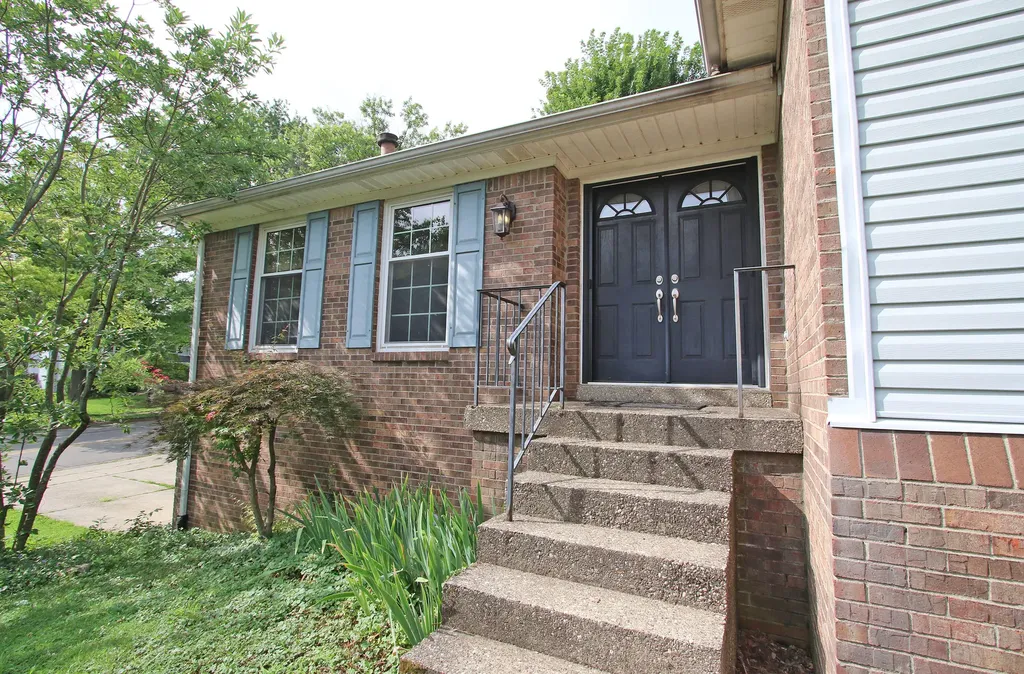 388 Cromwell Way Lexington KY 40503