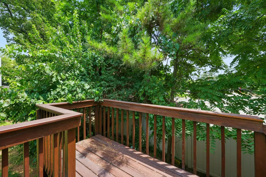 726 Spring Meadows Drive Lexington KY 40504