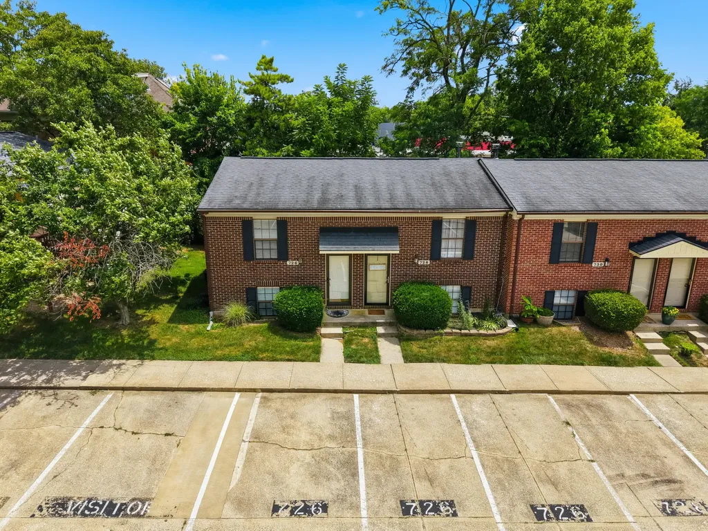 726 Spring Meadows Drive Lexington KY 40504