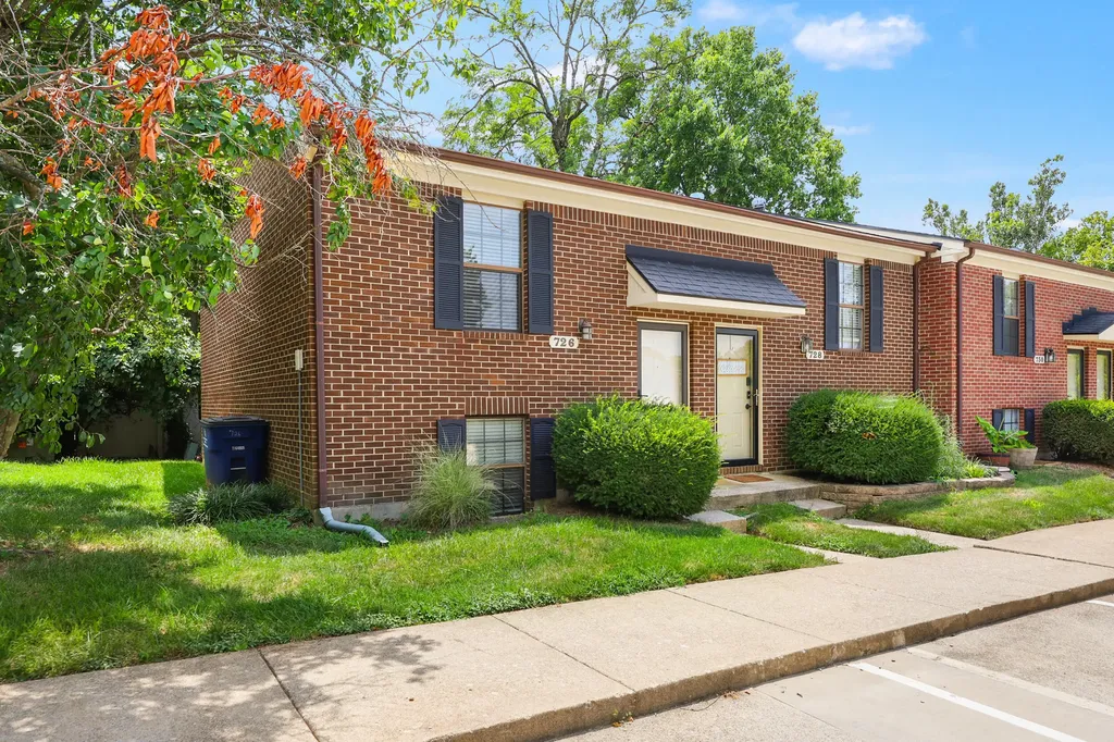 726 Spring Meadows Drive Lexington KY 40504