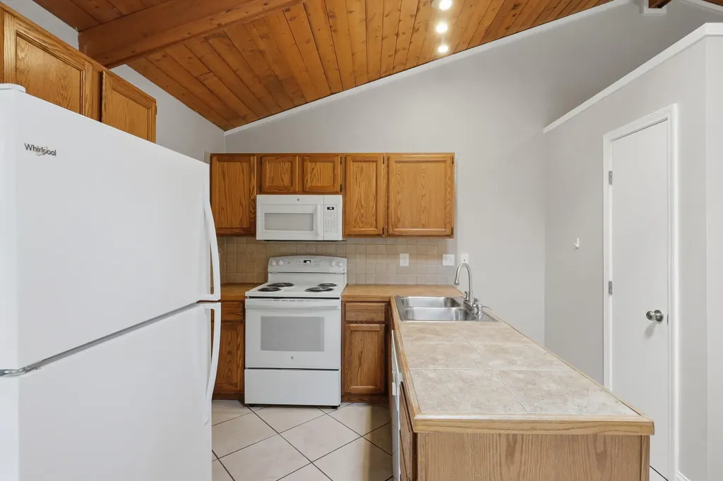 726 Spring Meadows Drive Lexington KY 40504