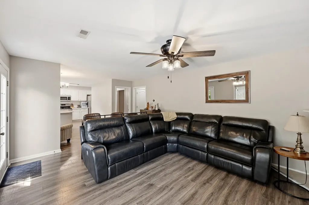 756 Vermillion Peak Pass Lexington KY 40515