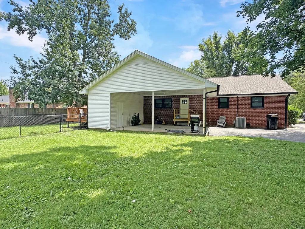 1508 Glendale Road Murray KY 42071