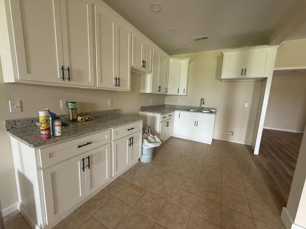 1615 White Road Somerset KY 42503