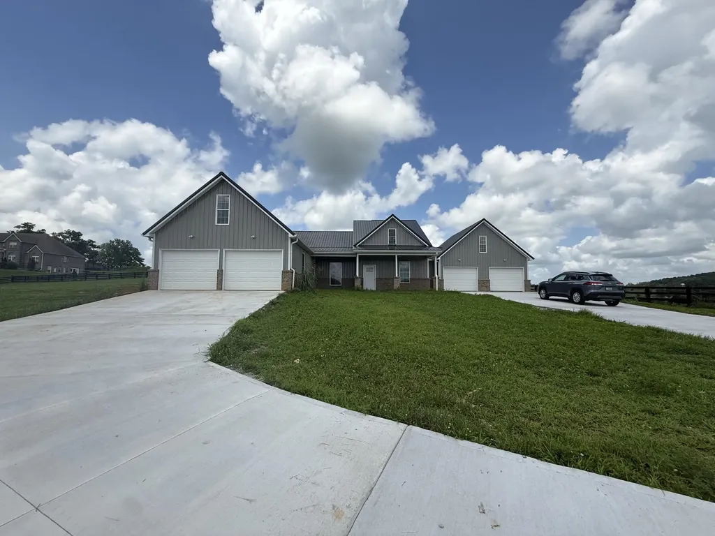 1615 White Road Somerset KY 42503