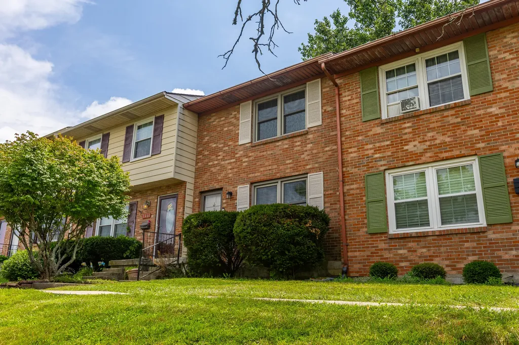 3462 Sutherland Drive Lexington KY 40517