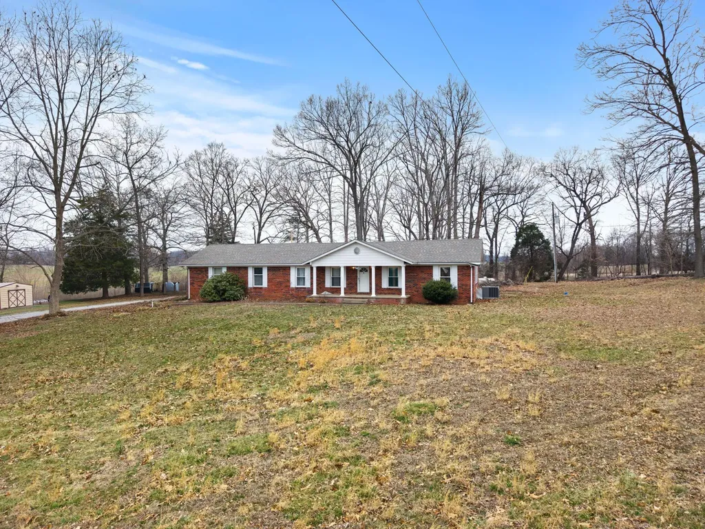 2316 Bush Road Cadiz KY 42211
