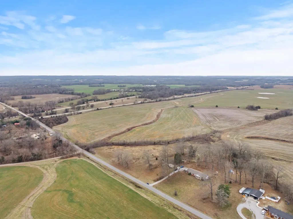 2316 Bush Road Cadiz KY 42211