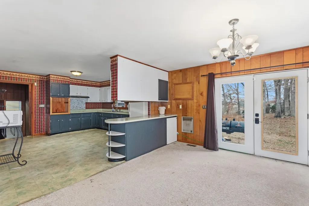 2316 Bush Road Cadiz KY 42211