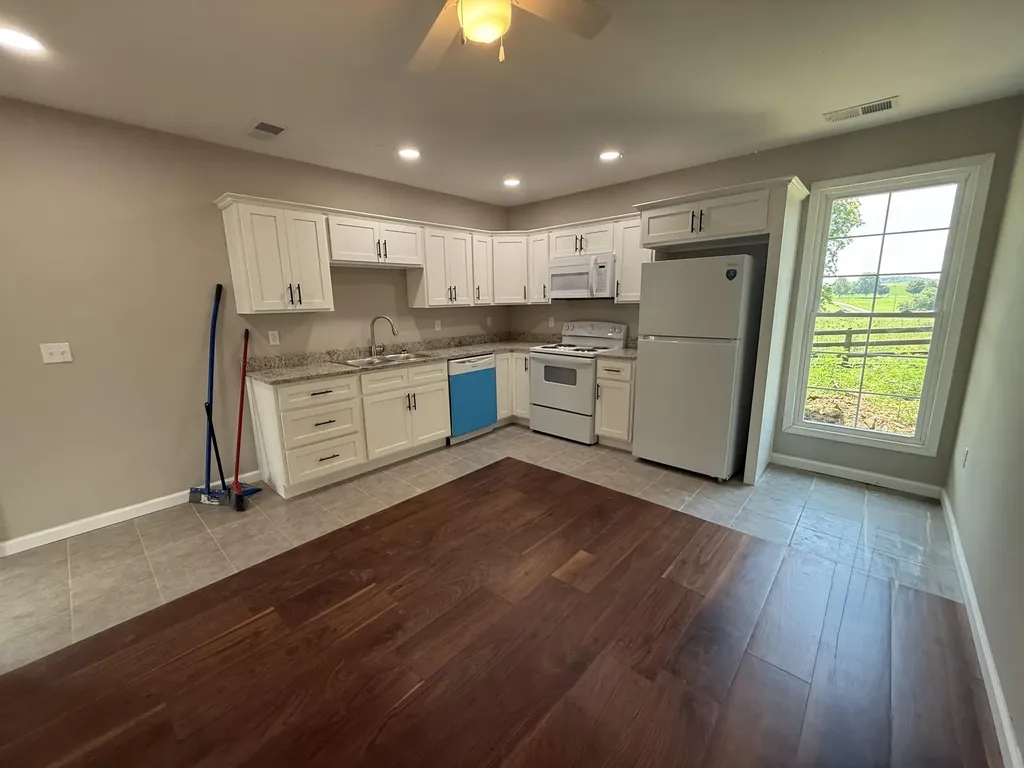 1505 White Road Somerset KY 42501