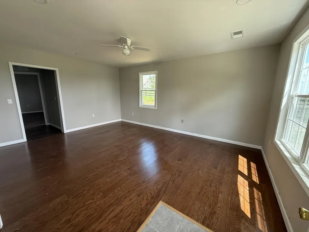1505 White Road Somerset KY 42501