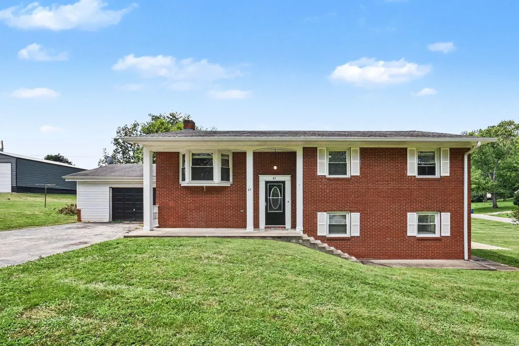 85 Cherry Lane Burnside KY 42519