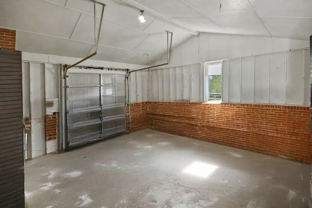 85 Cherry Lane Burnside KY 42519