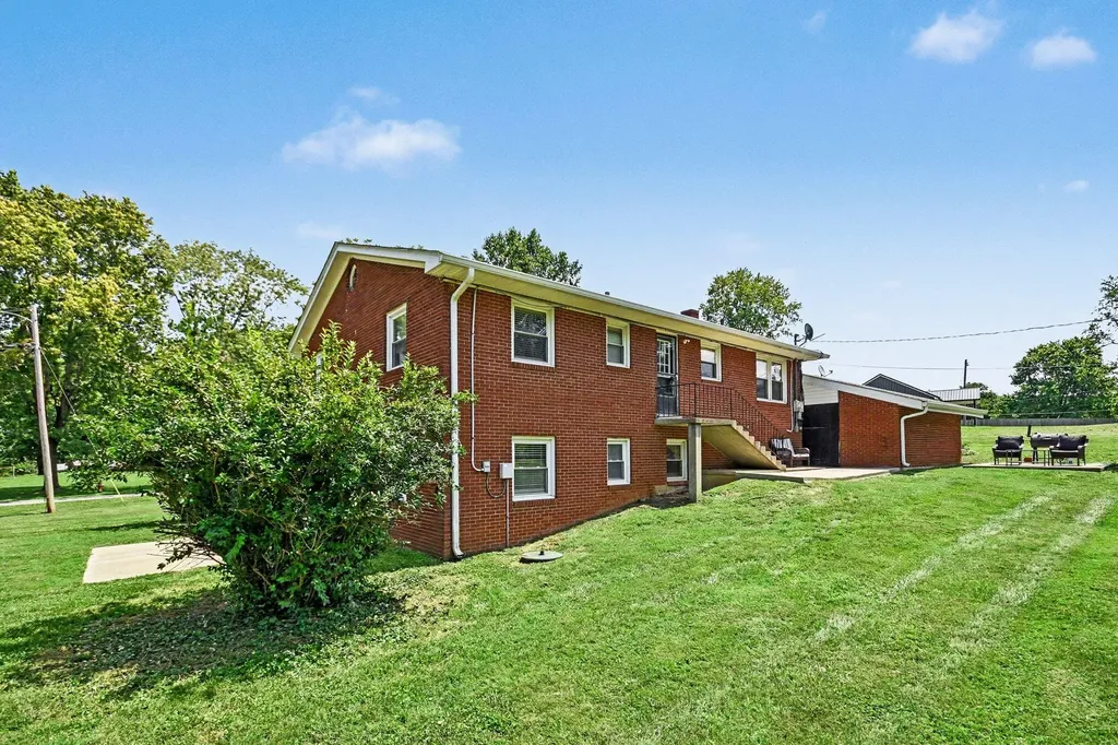 85 Cherry Lane Burnside KY 42519