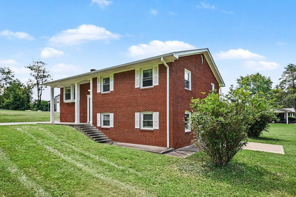 85 Cherry Lane Burnside KY 42519
