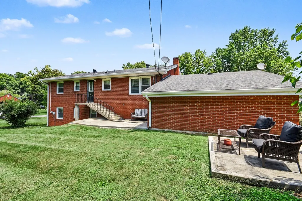 85 Cherry Lane Burnside KY 42519