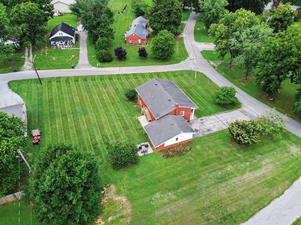 85 Cherry Lane Burnside KY 42519