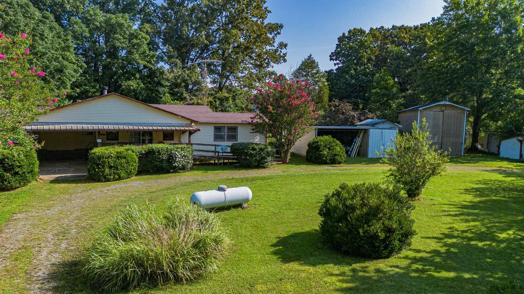 687 Reed Road Benton KY 42025