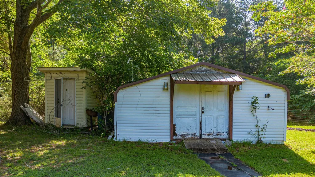 687 Reed Road Benton KY 42025