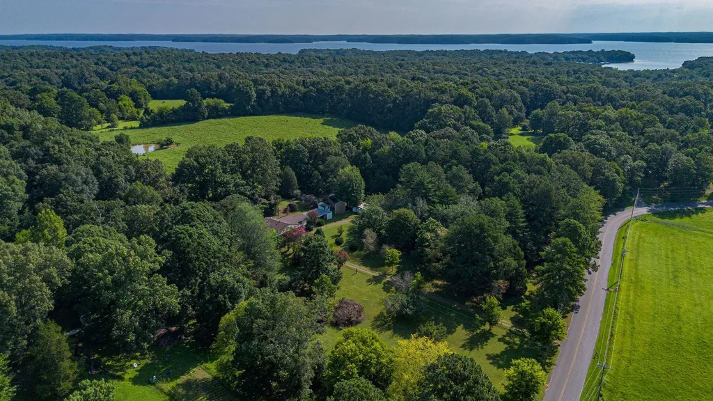 687 Reed Road Benton KY 42025
