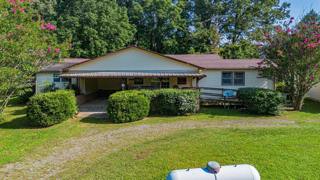 687 Reed Road Benton KY 42025