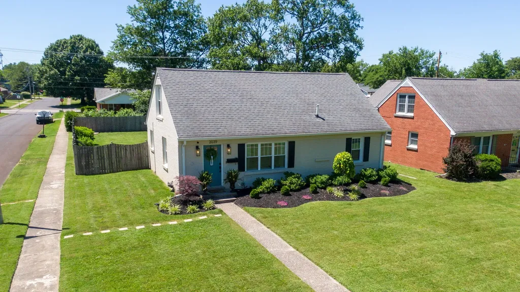 2039 Rainbow Road Lexington KY 40503