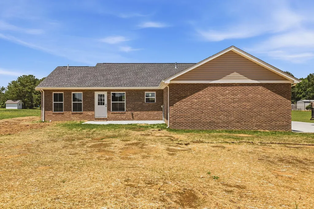 84 Drew Drive Murray KY 42071