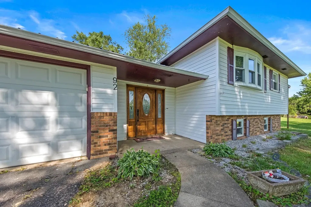 92 Pearl Lane Louisa KY 41230