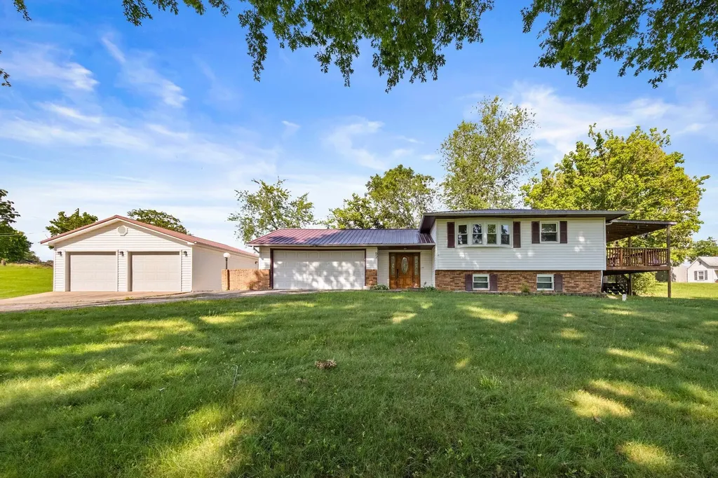 92 Pearl Lane Louisa KY 41230