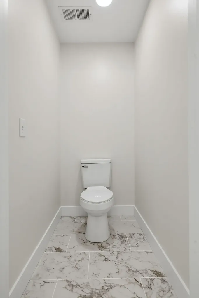 8 Logan Trail Murray KY 42071