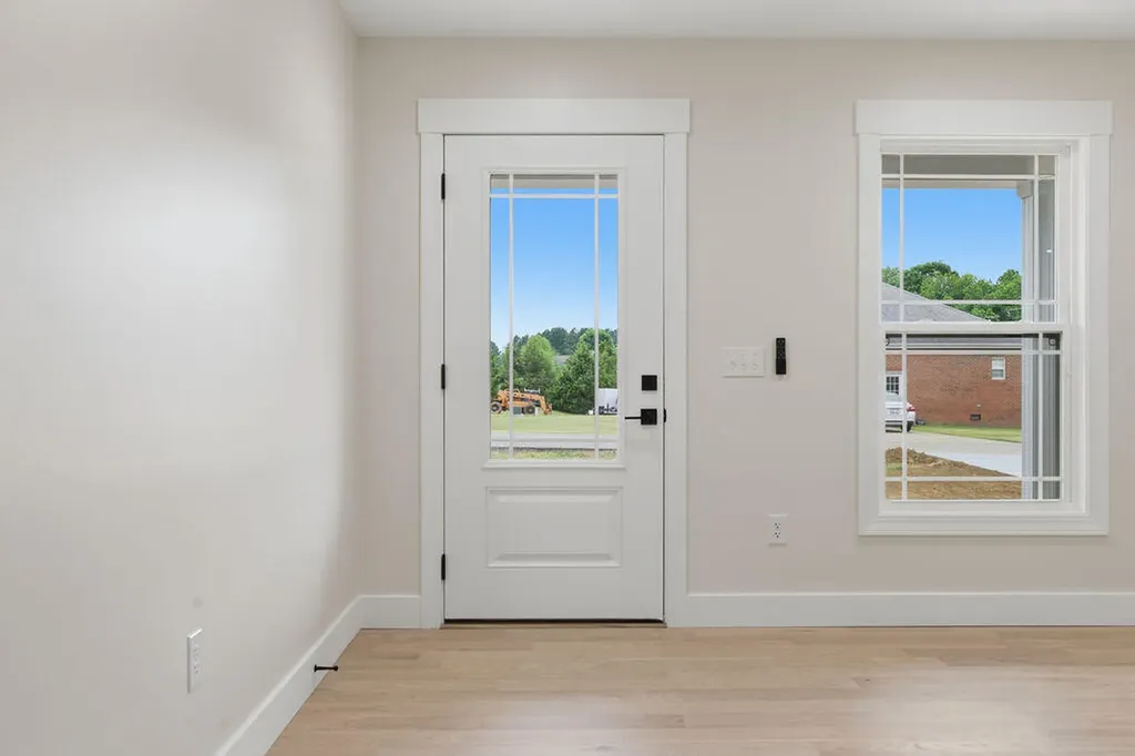 8 Logan Trail Murray KY 42071