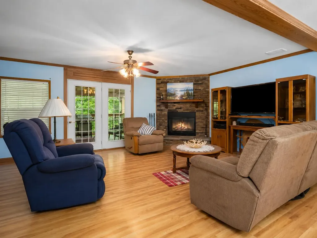 149 Blossom Lane Nancy KY 42544