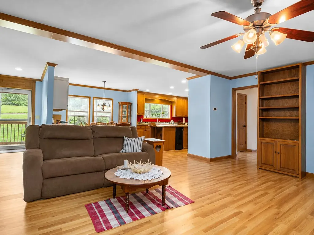 149 Blossom Lane Nancy KY 42544