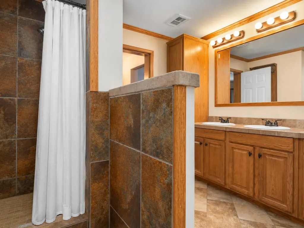 149 Blossom Lane Nancy KY 42544