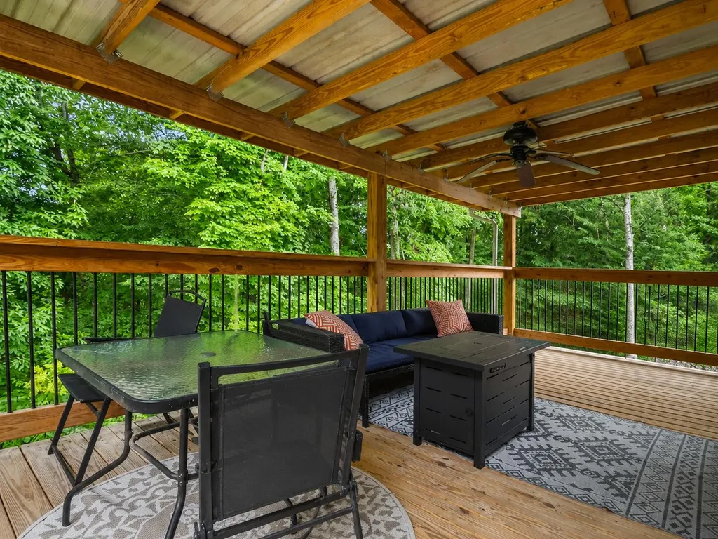 149 Blossom Lane Nancy KY 42544