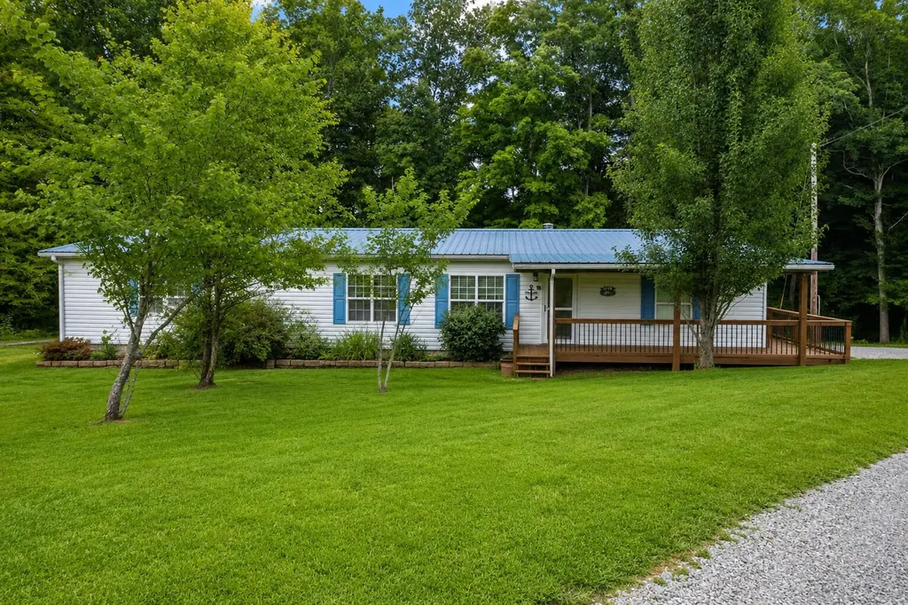 149 Blossom Lane Nancy KY 42544