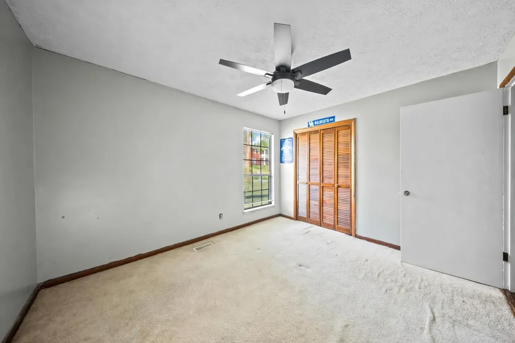 76 Verna Drive Russell KY 41169