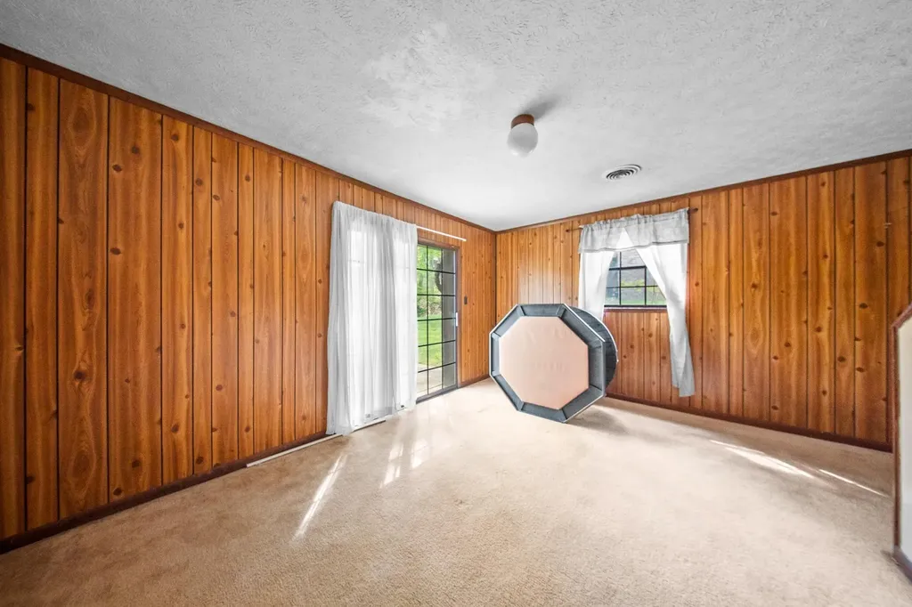 76 Verna Drive Russell KY 41169
