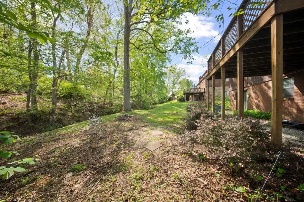 76 Verna Drive Russell KY 41169