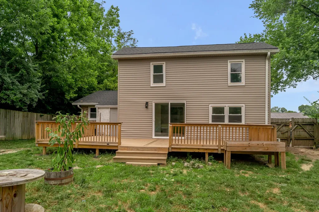 2434 Seine Road Lexington KY 40504