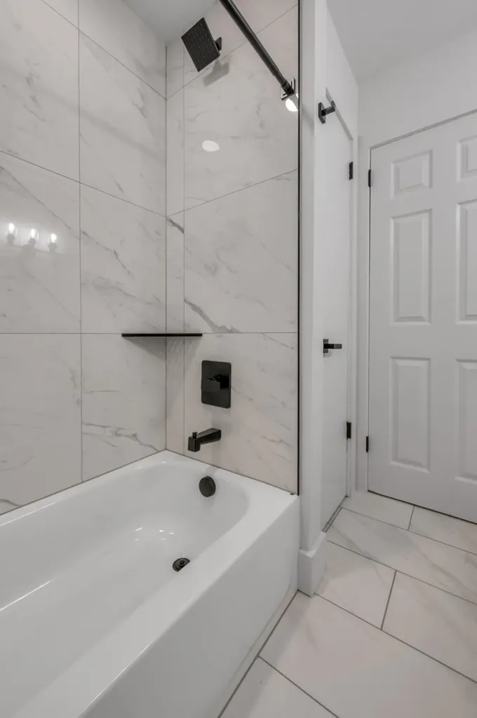 2434 Seine Road Lexington KY 40504