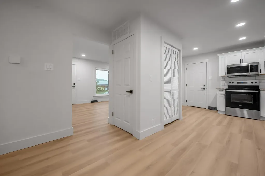 2434 Seine Road Lexington KY 40504
