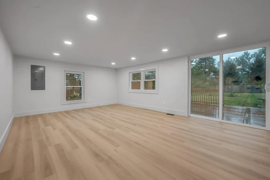2434 Seine Road Lexington KY 40504