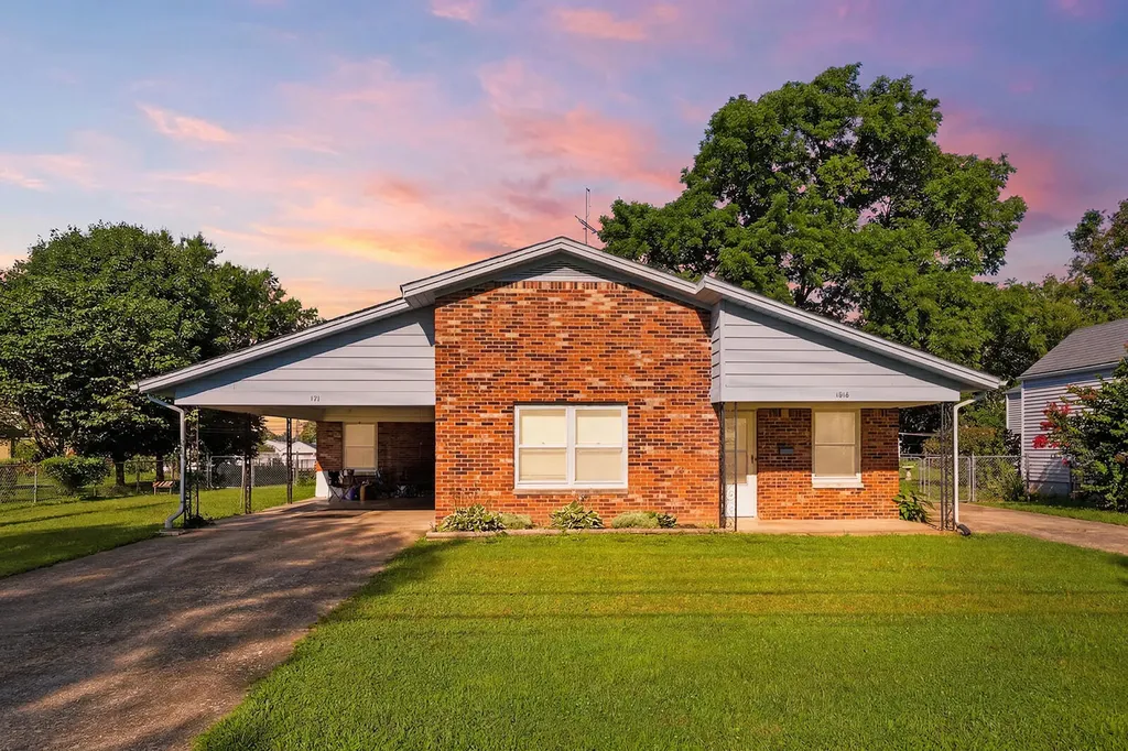 101 Saffell Street Lawrenceburg KY 40342